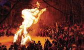 Ежегодный зимний праздник Fire & Ice Winter Festival...