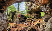 Пещеры Крэйга - Greig’s Caves являются частью Bruce Peninsula...