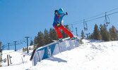 Cамый крупный в Онтарио центр для катания на лыжах и сноубордах Snow Valley Ski and Snowboard School...