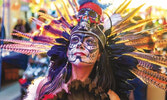 Уже в 17-й раз в Торонто устраивается красочный мексиканский праздник Dia de los Muertos... 